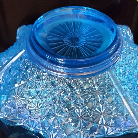 Fenton Daisy and Button 10 3/4" Irredescent Blue WOW Bowl - Picture 11 of 16